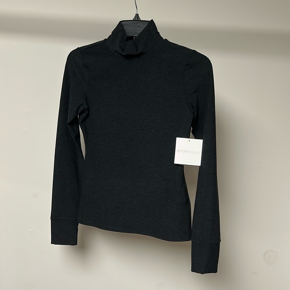 Beyond yoga captivated pullover turtleneck dark night heather